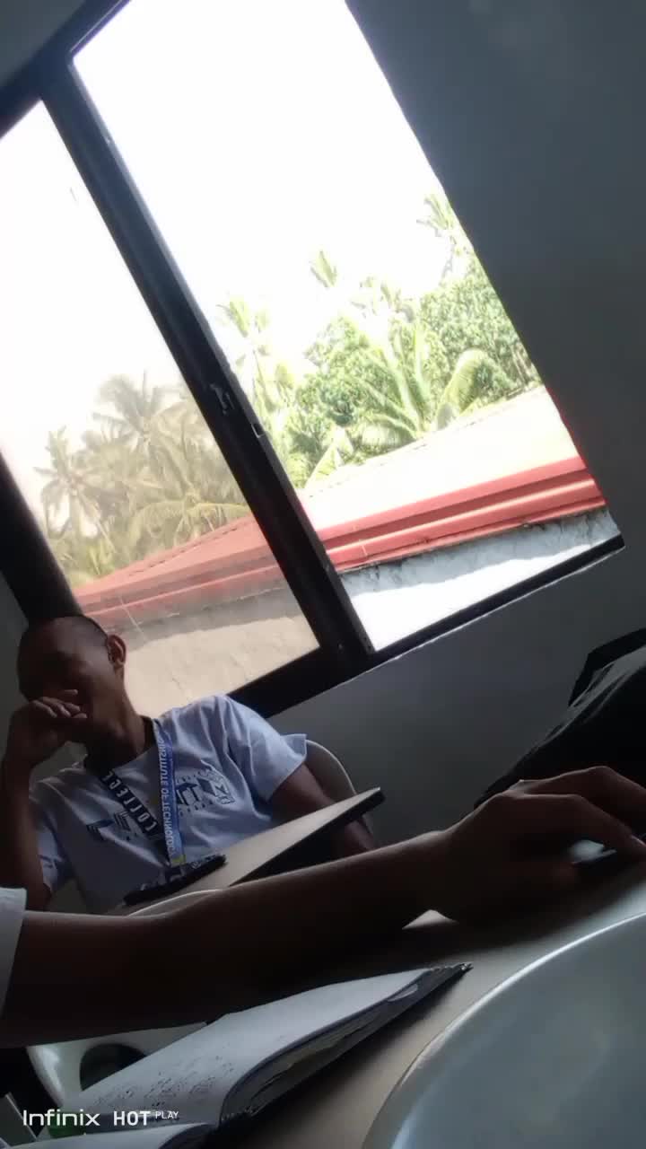@J⚓