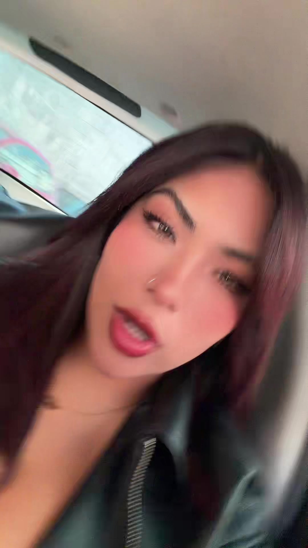 @Val๐