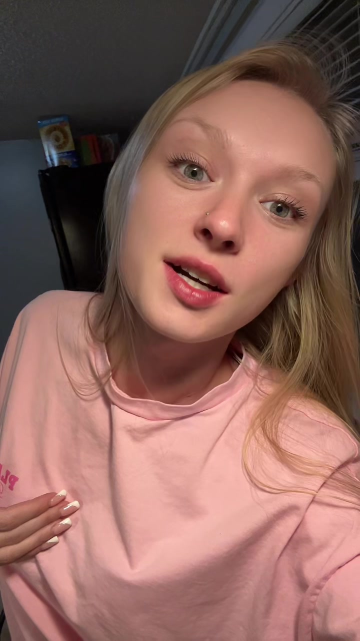 @shainakay🦋