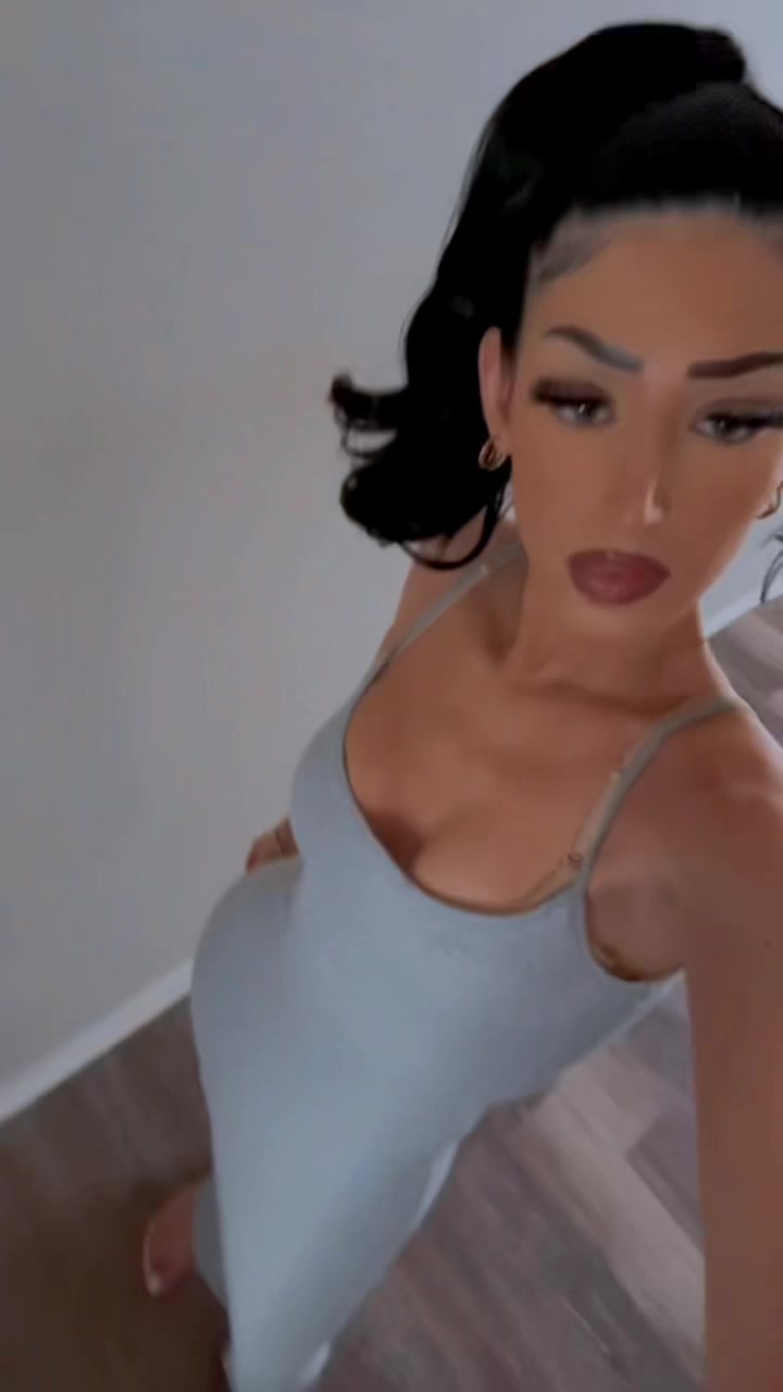 @𝓐lien 𝓖𝓸𝓭𝓭𝓮𝓼𝓼