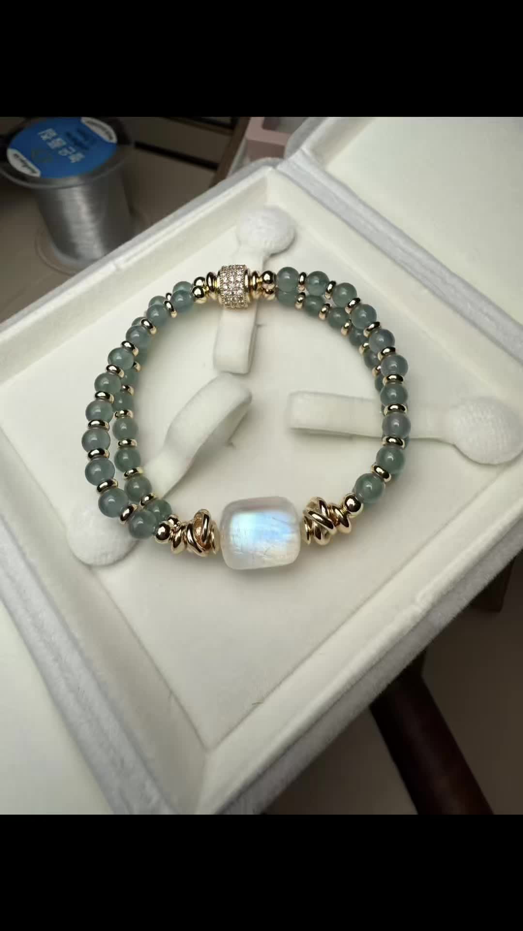 @Starry Sparkles Luxury Crystal
