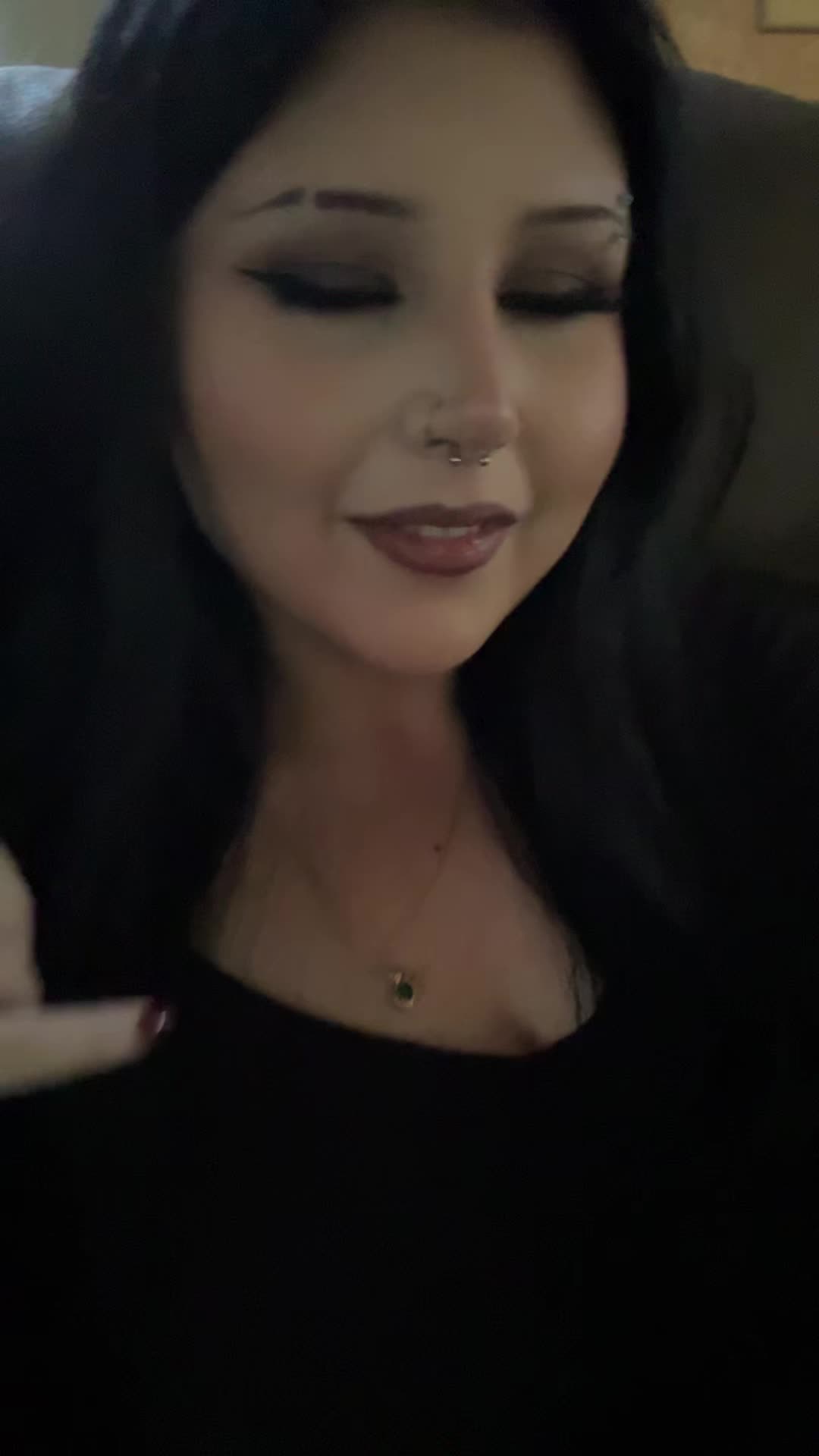 @Miranda🖤