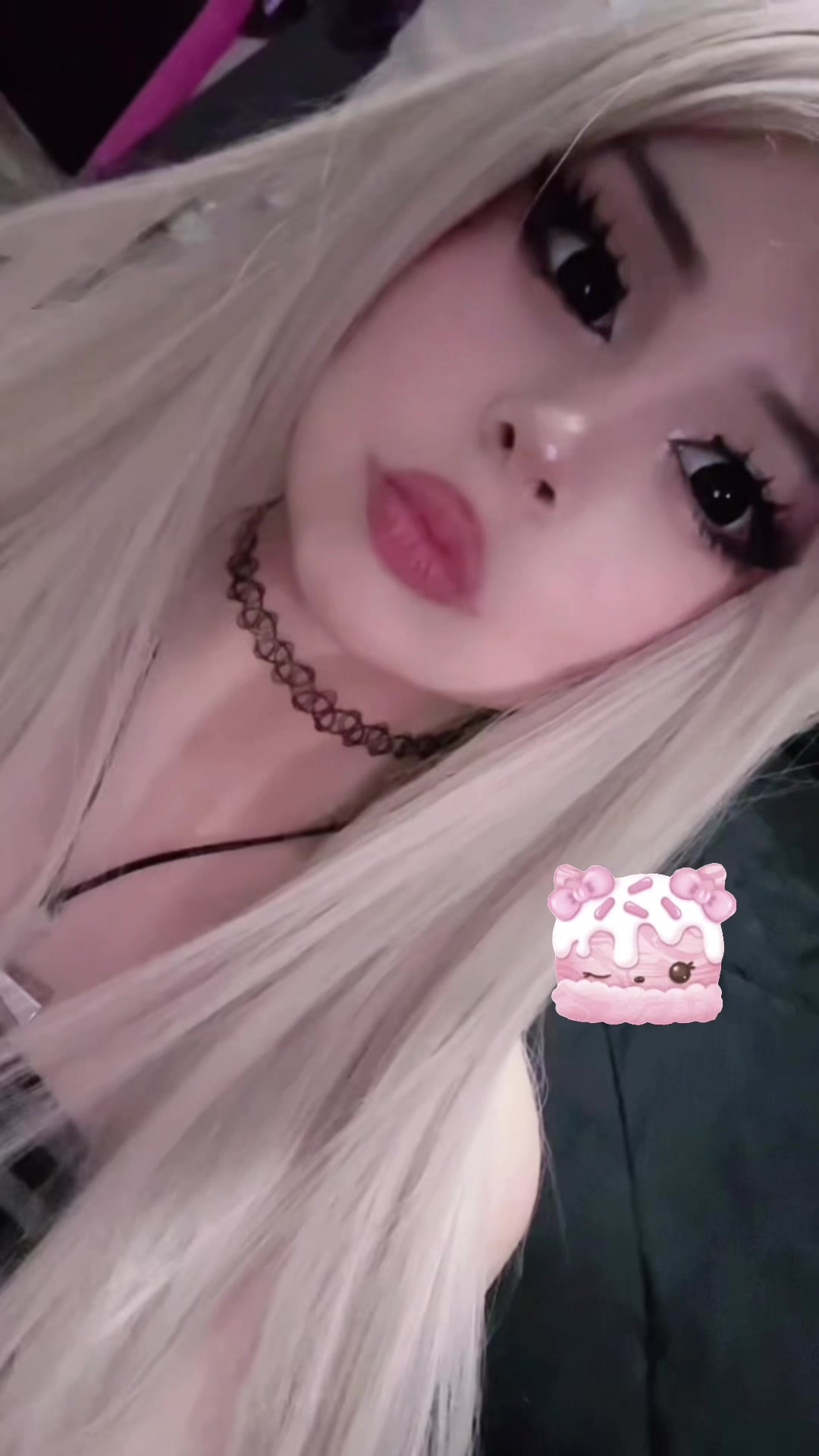 @nicole