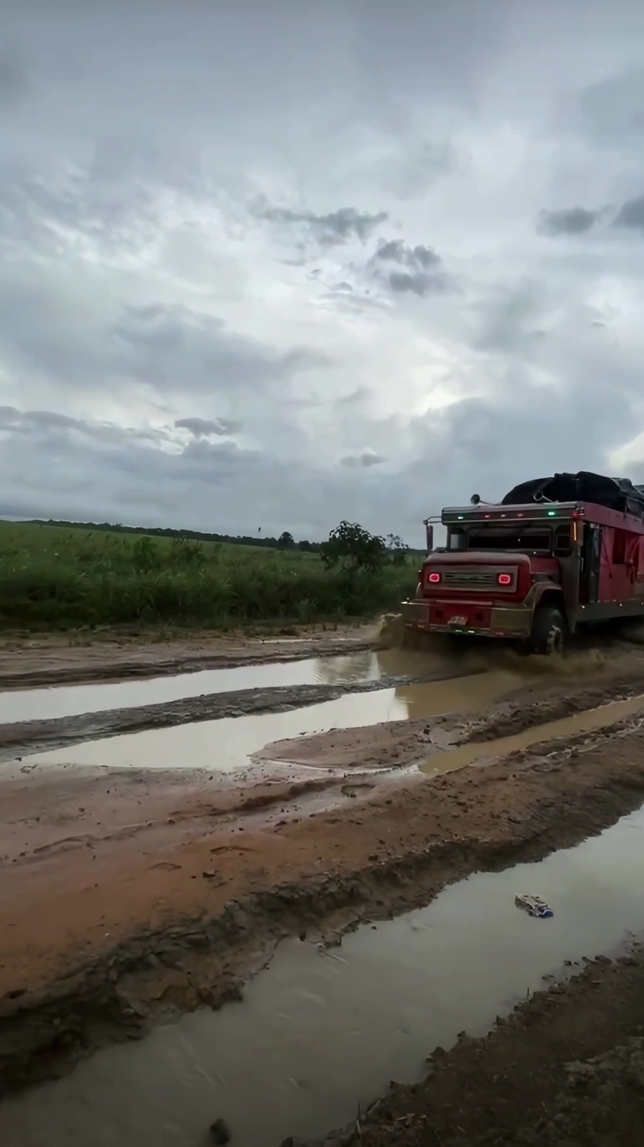 @Trocheros Trucks