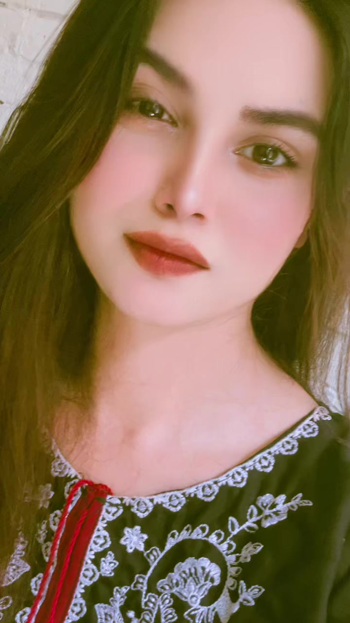 @Emaan🕊️✨