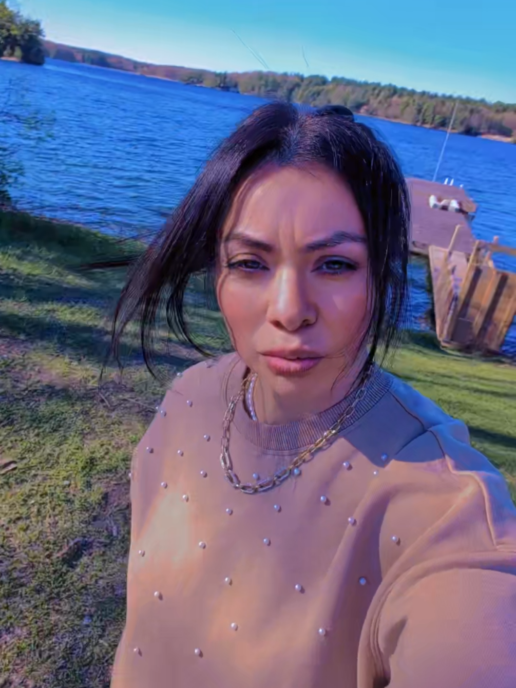 @Noellaquin