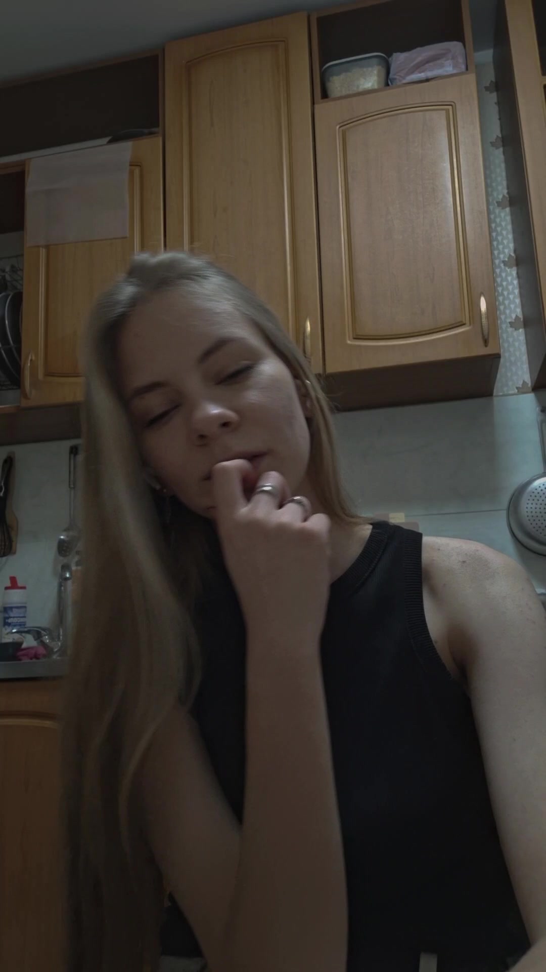@Кока Шмола 🎴
