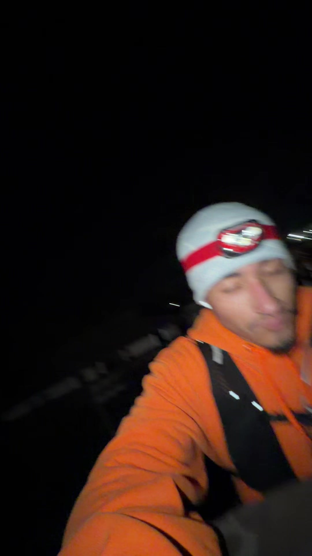 @walking banana0