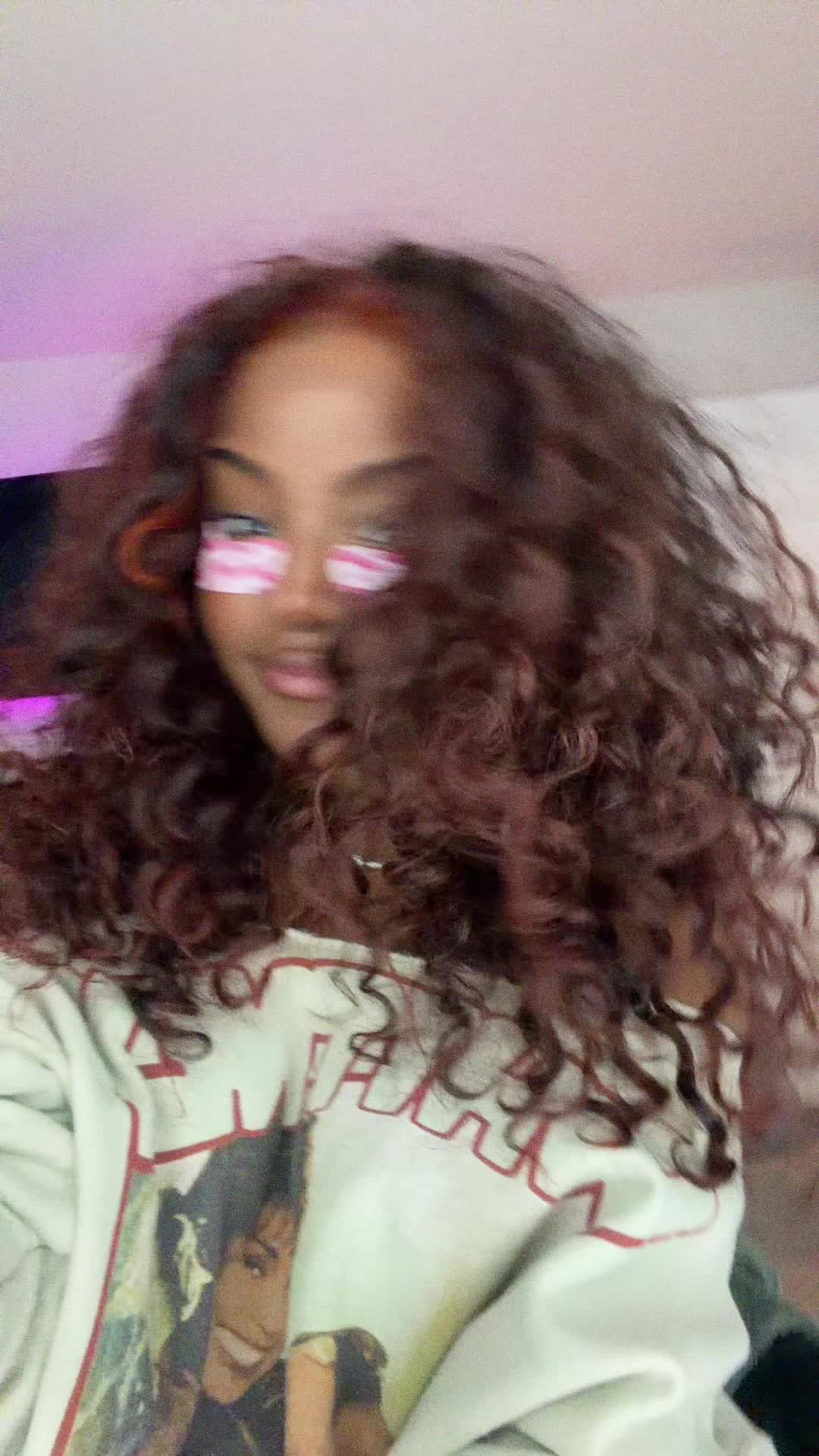 @zarhia