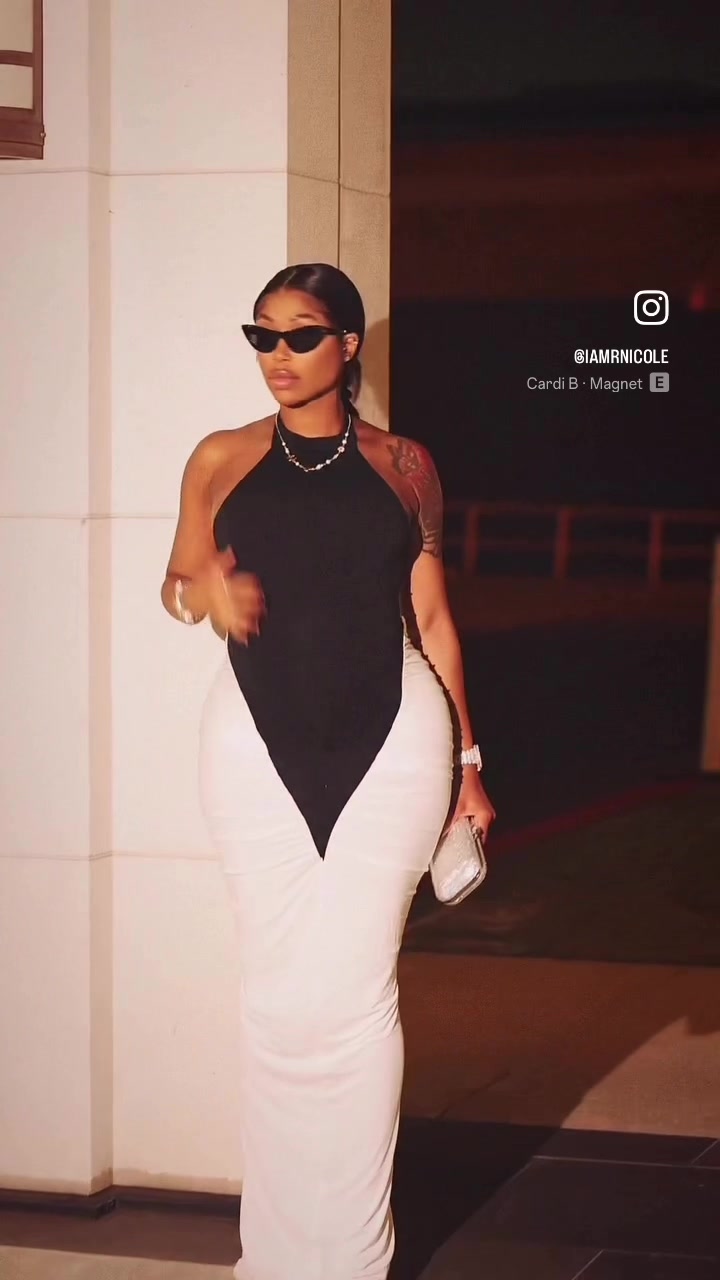 @Rashida Nicole🖤