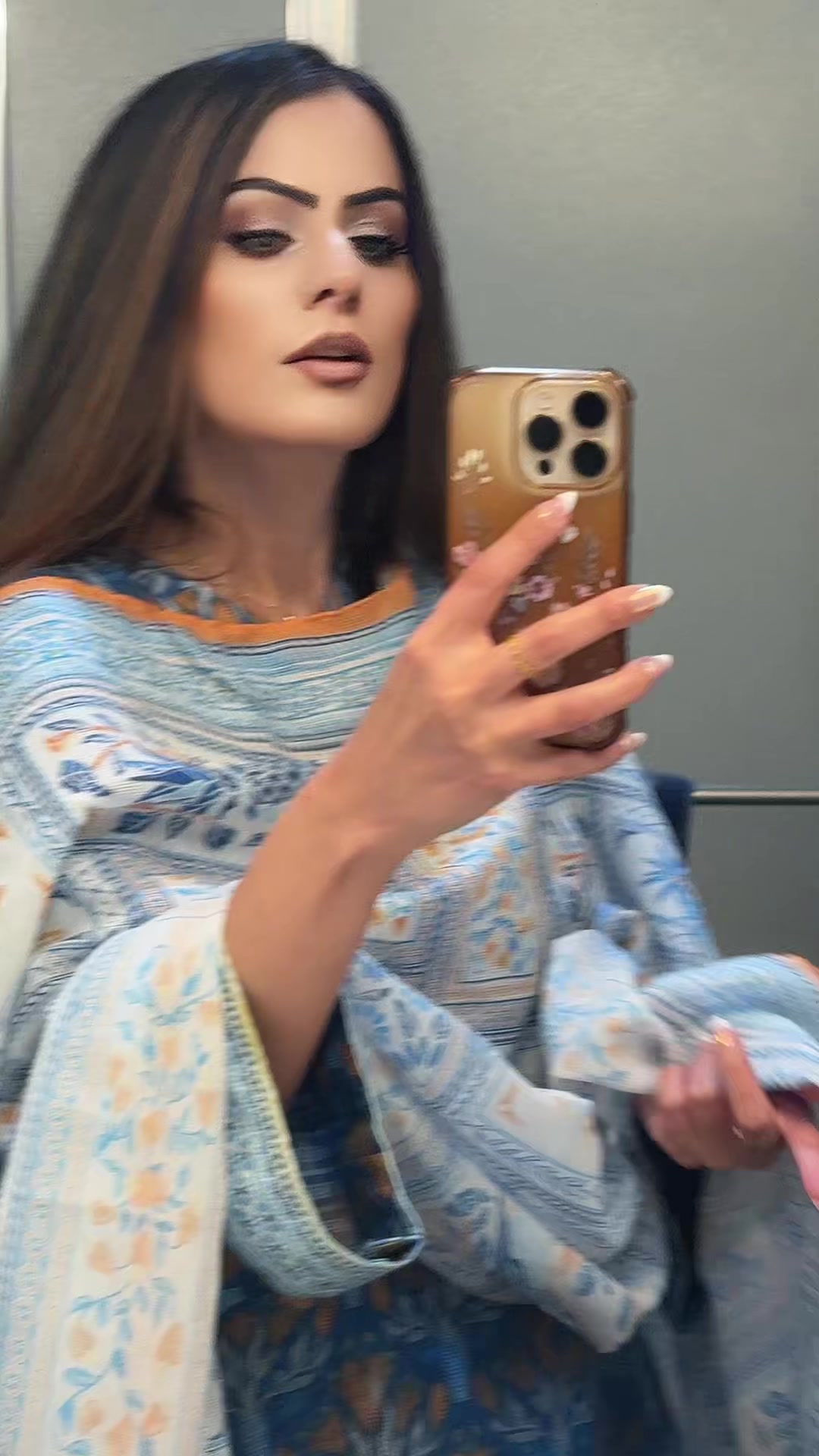 @Sia