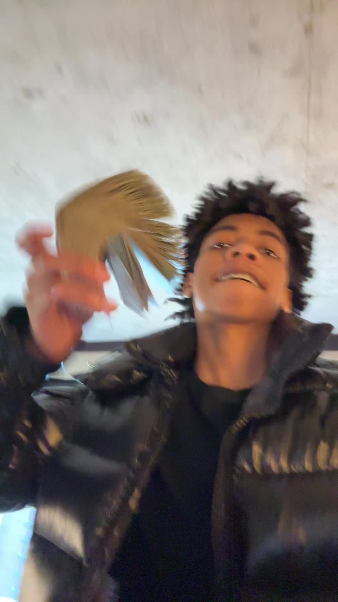 @Vino⚡️