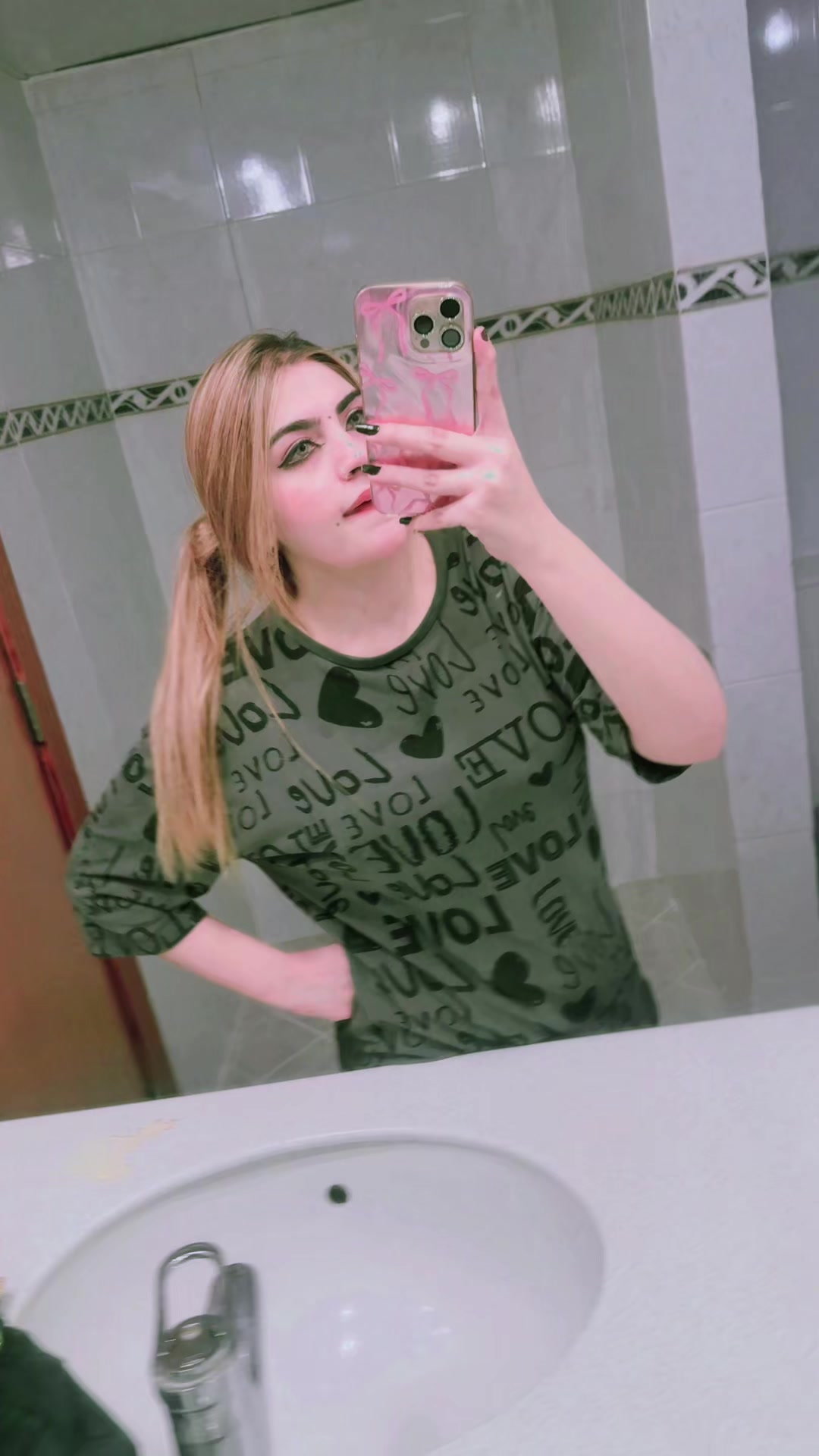 @Aqsa khan