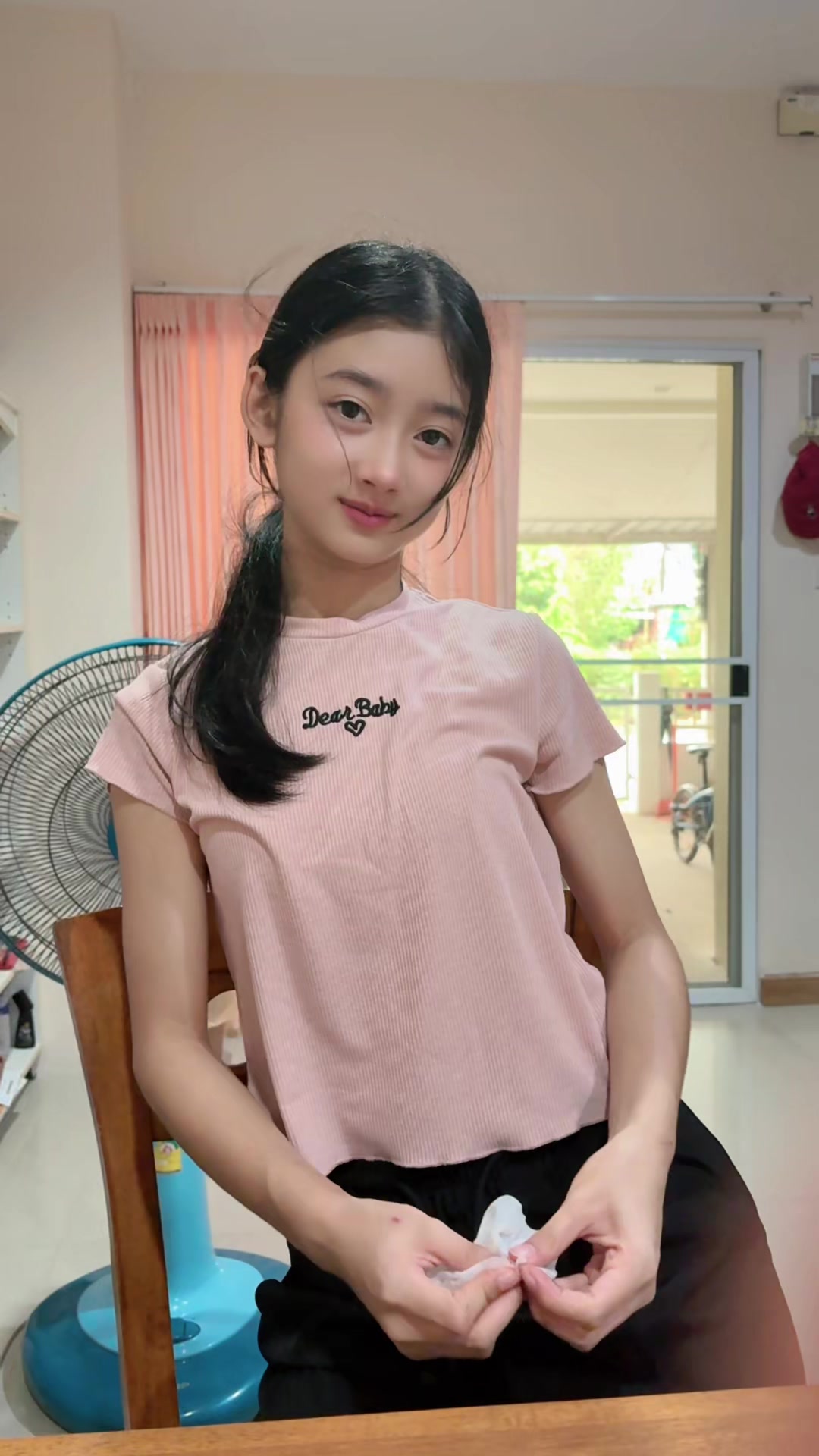 @Bee