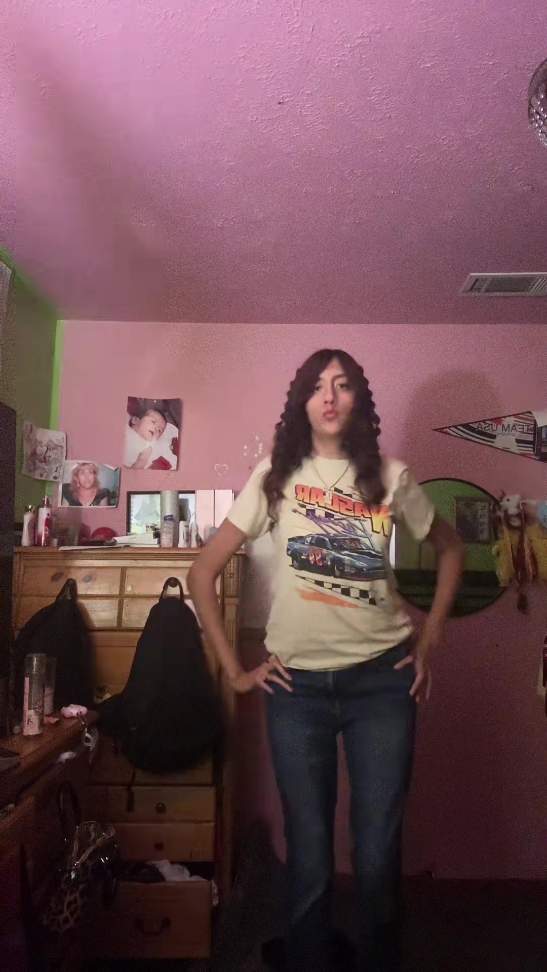 @lonergirlinalonelyworld