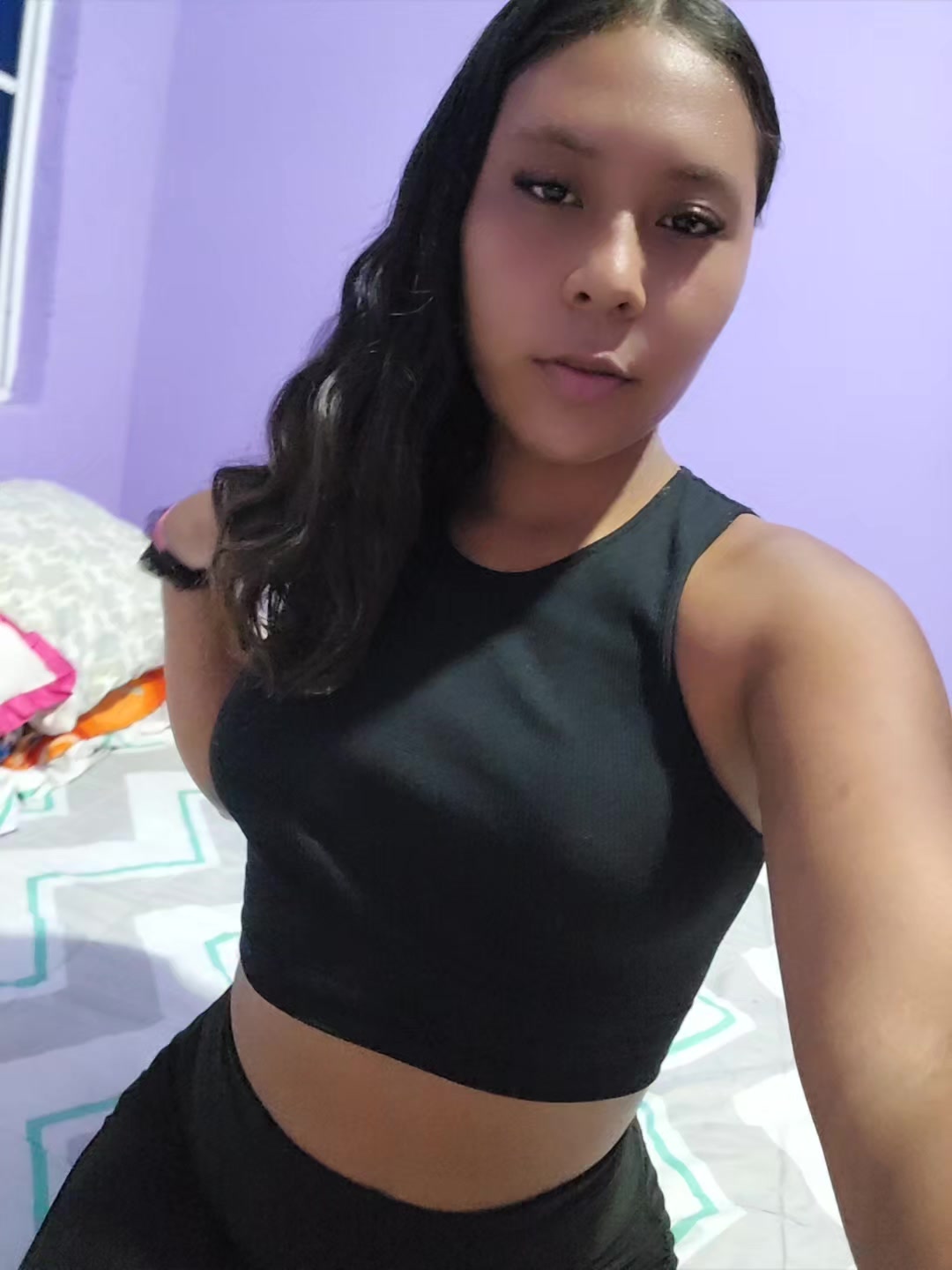 @𝐾𝑎𝑡𝑦_𝑆𝑎𝑛𝑐ℎ𝑥𝑧.👩🏾&zwj;🦱