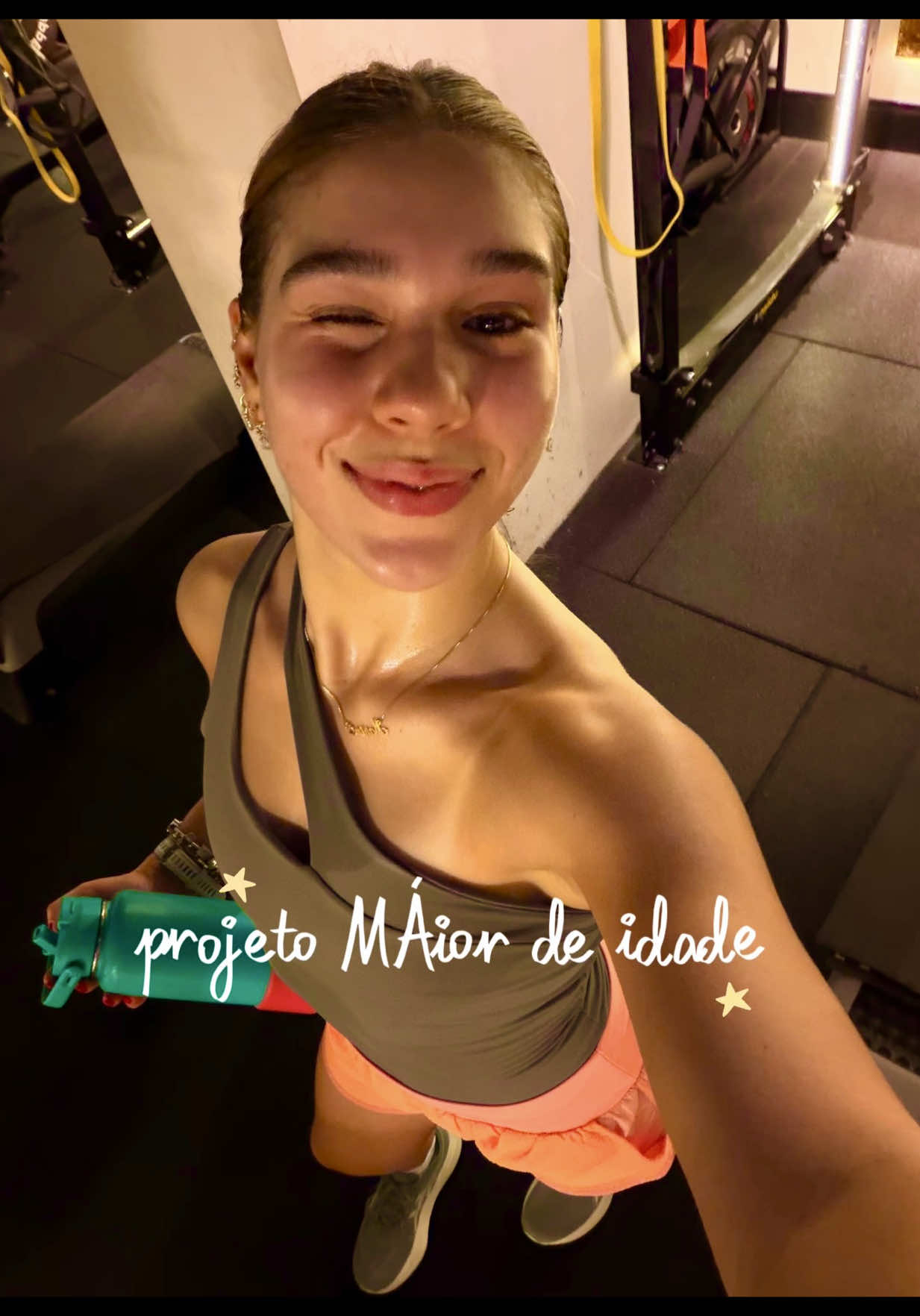 @MÁ ✮