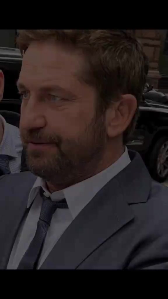@Gerard Butler