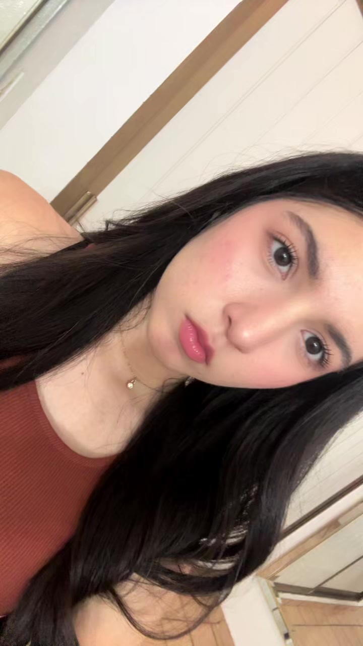 @Vicky4n