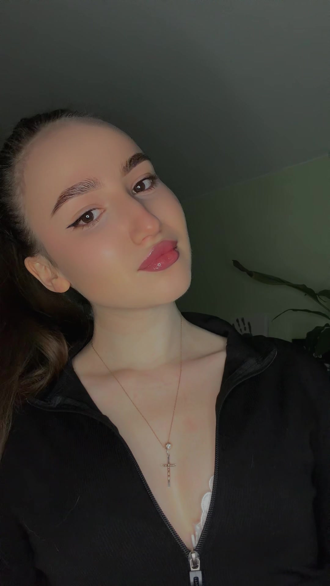 @69.v.poalll