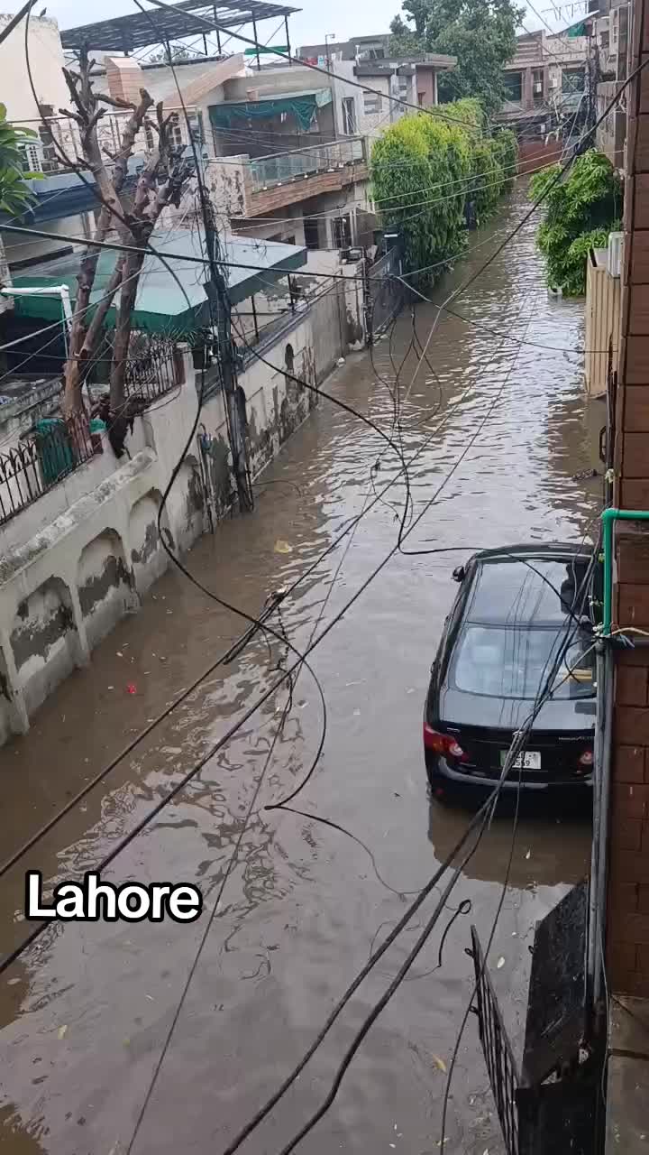 @Digital Crew Pakistan