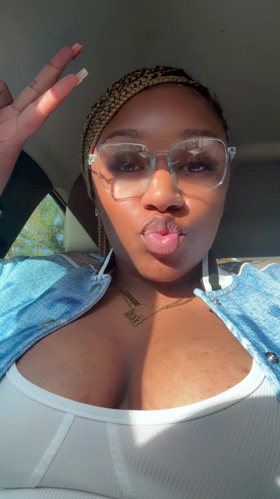 @Neicy Nicole