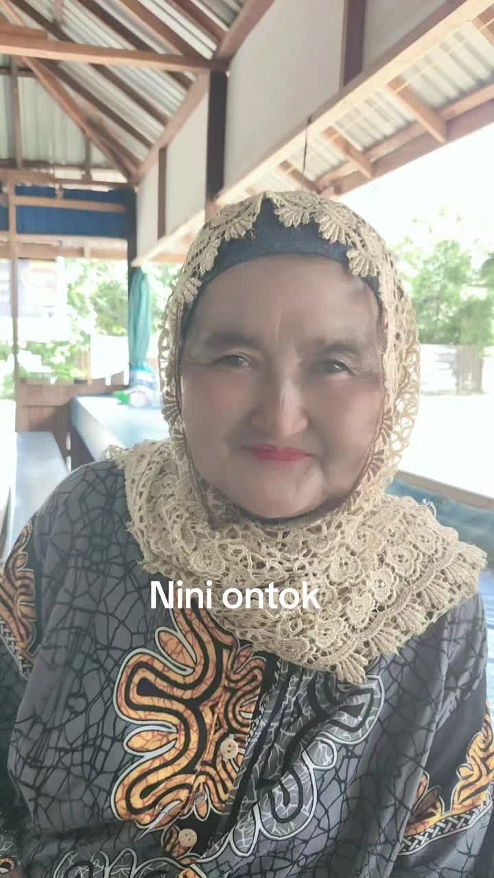 @warung katupat acil ella