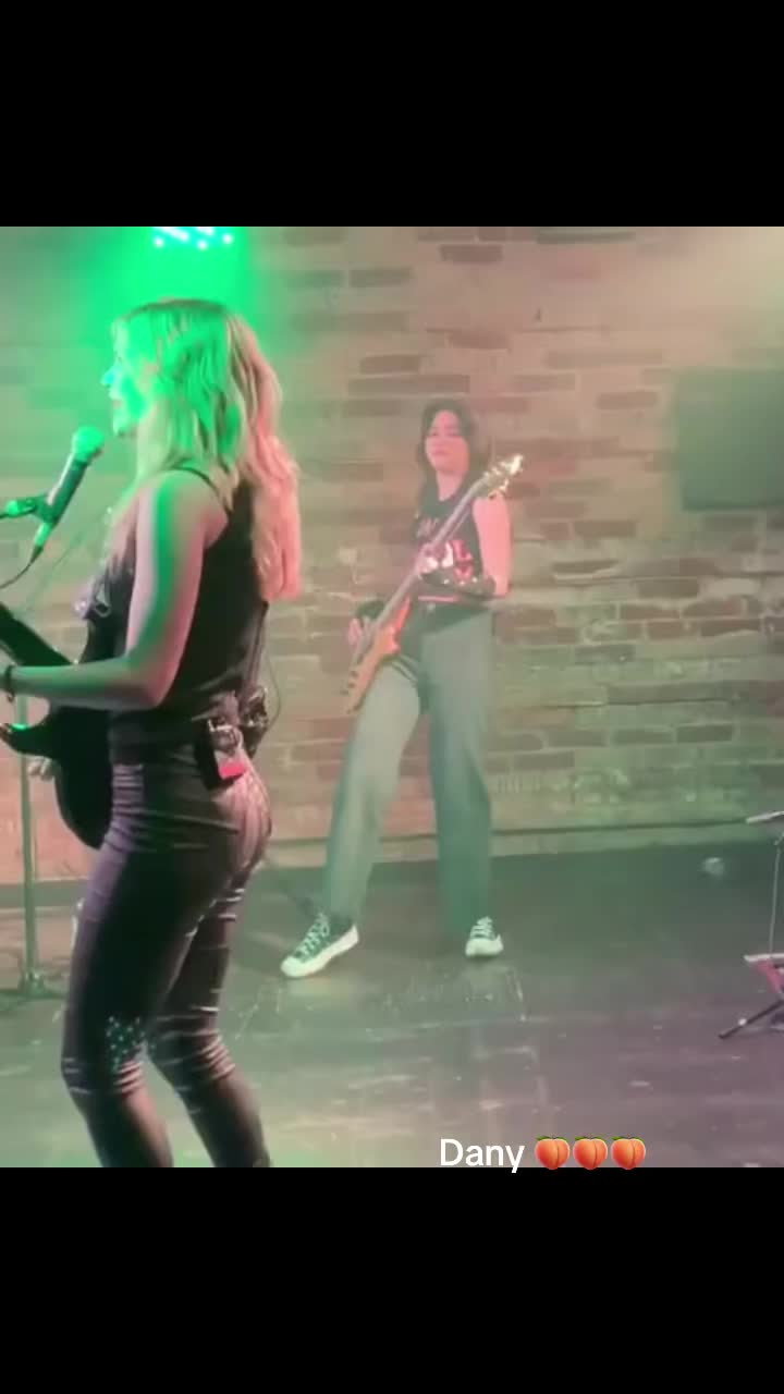 @DanyLovver