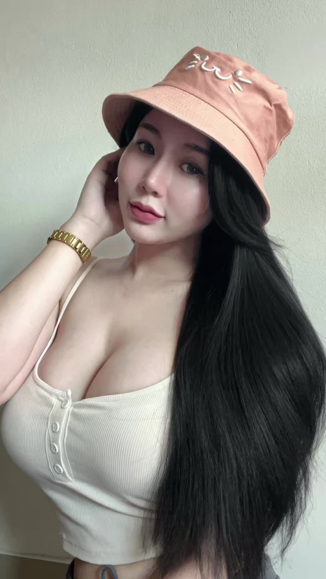 @แฟงที่ไม่ใช่ผัก 🍒