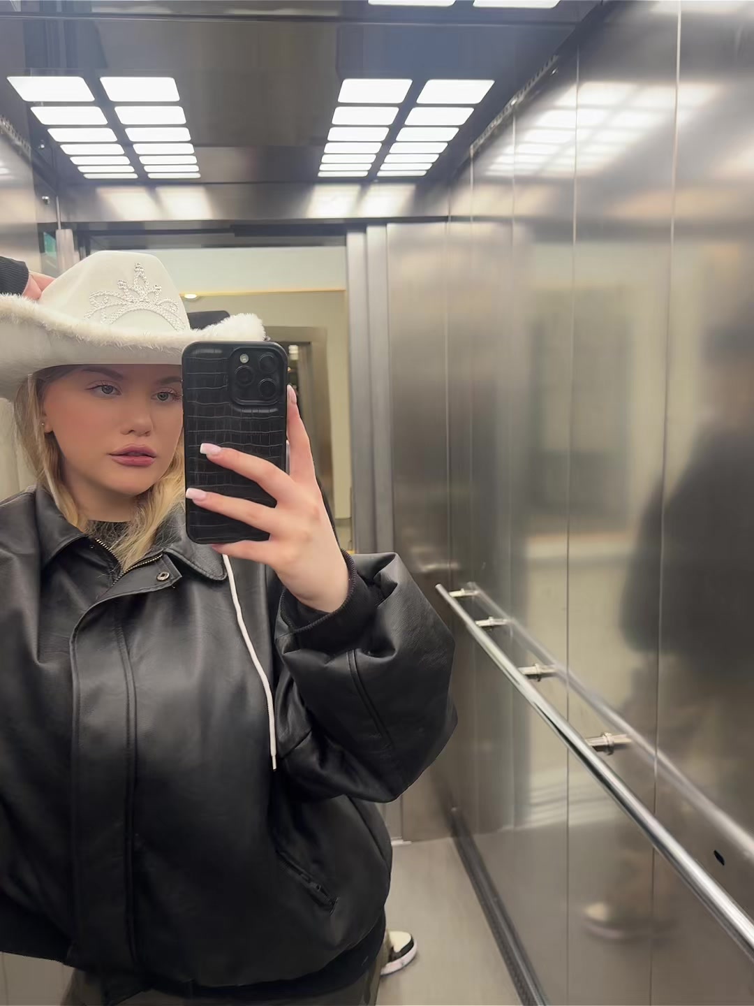 @dashka
