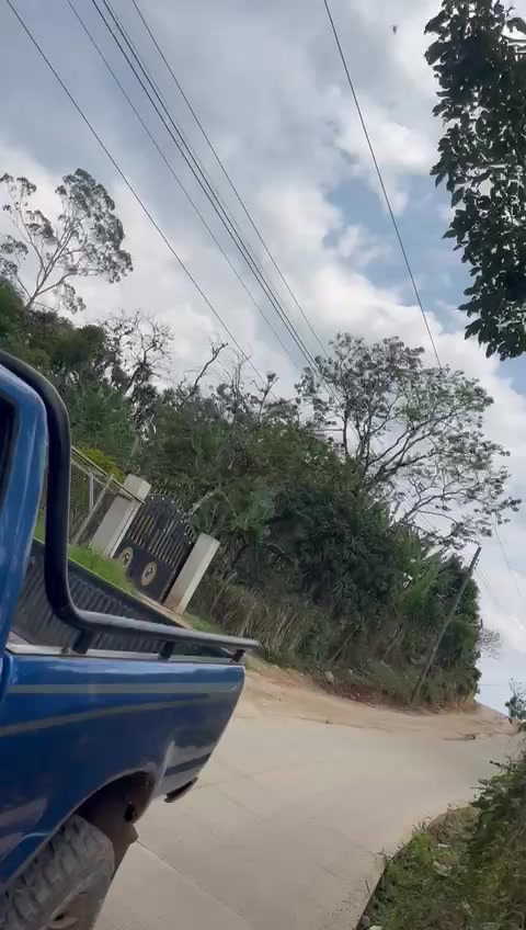 @Gabriel Urbina