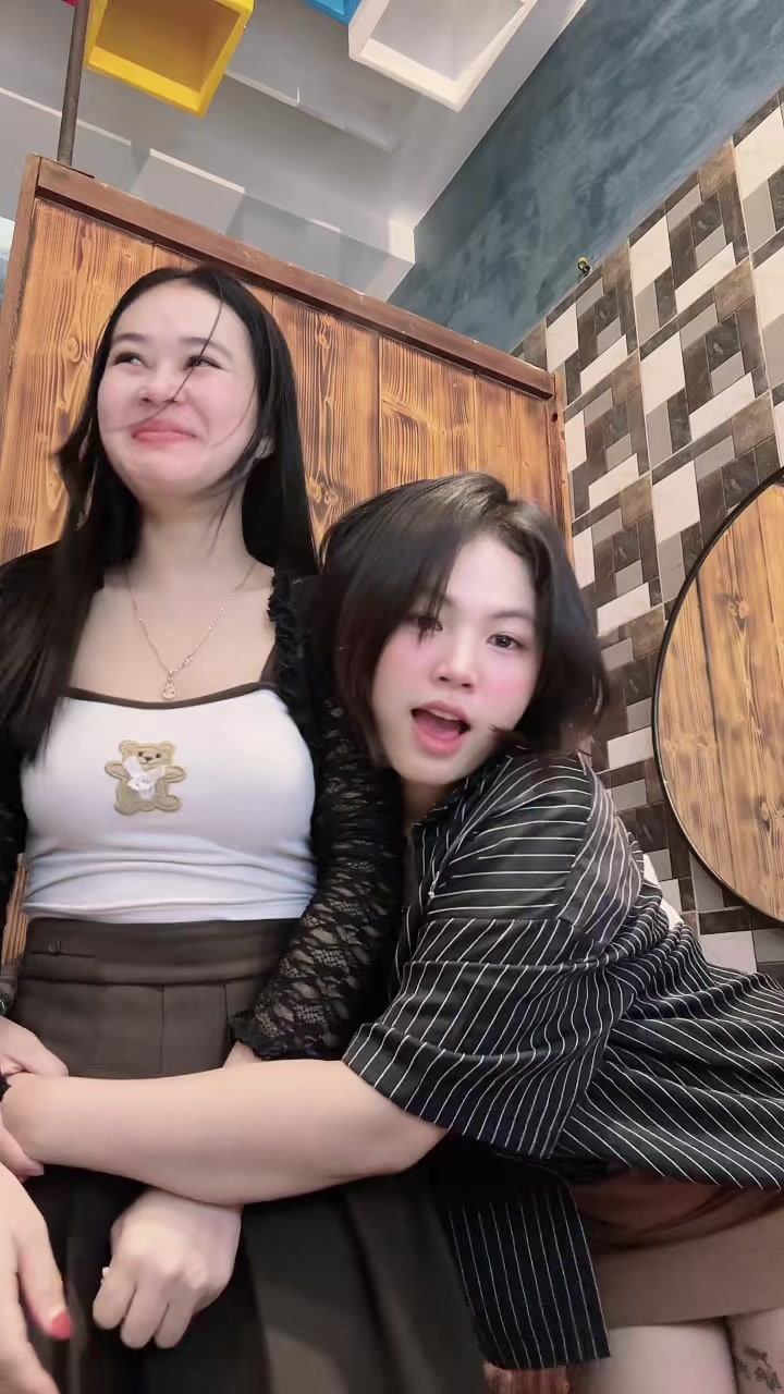 @Lang-ឡាង