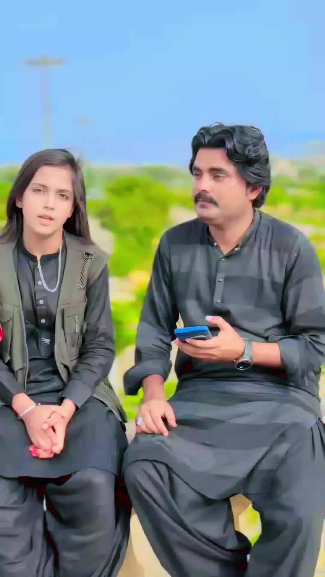 @singer naveed saqi