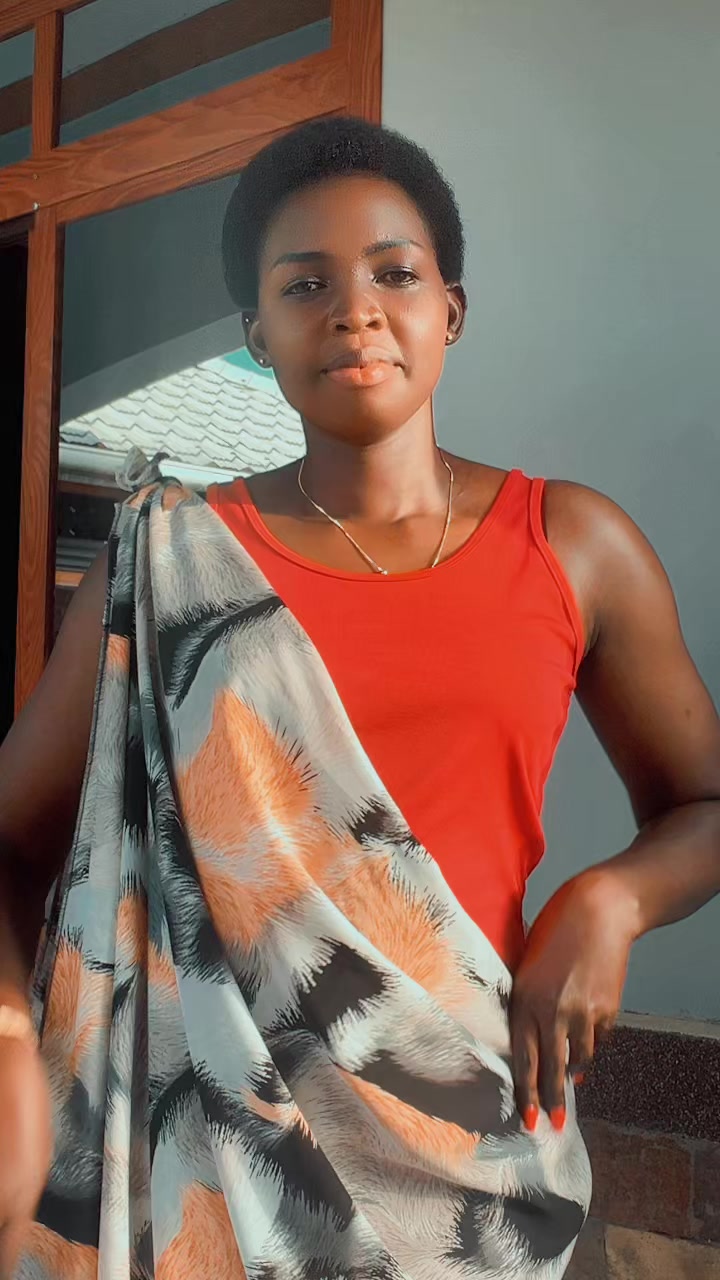 @akuroparis💫💃🏿♥️ (AkurMagak)