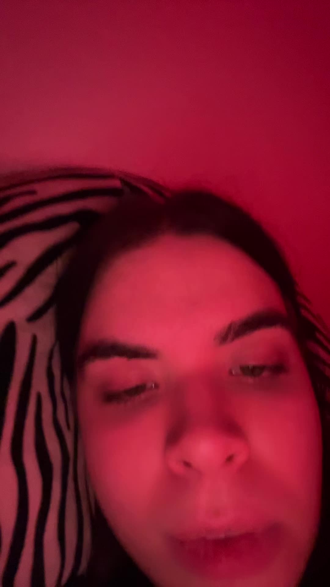 @Tay๐๐๐ฑ