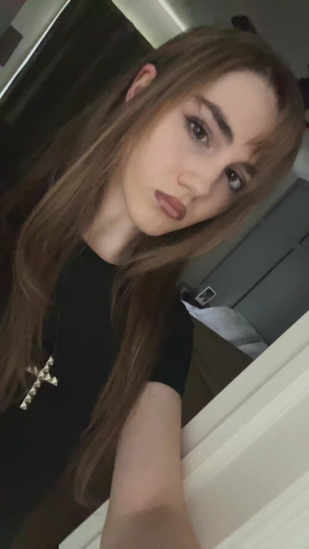 @🦄