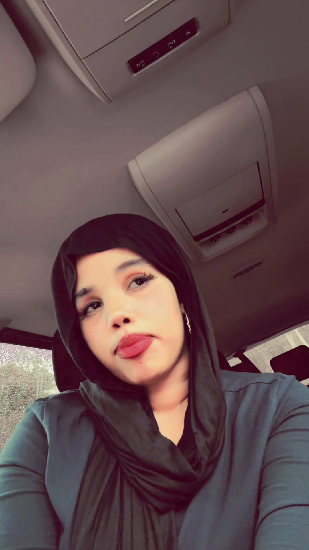 @zagalrose🥀❤️🌬️🌸 