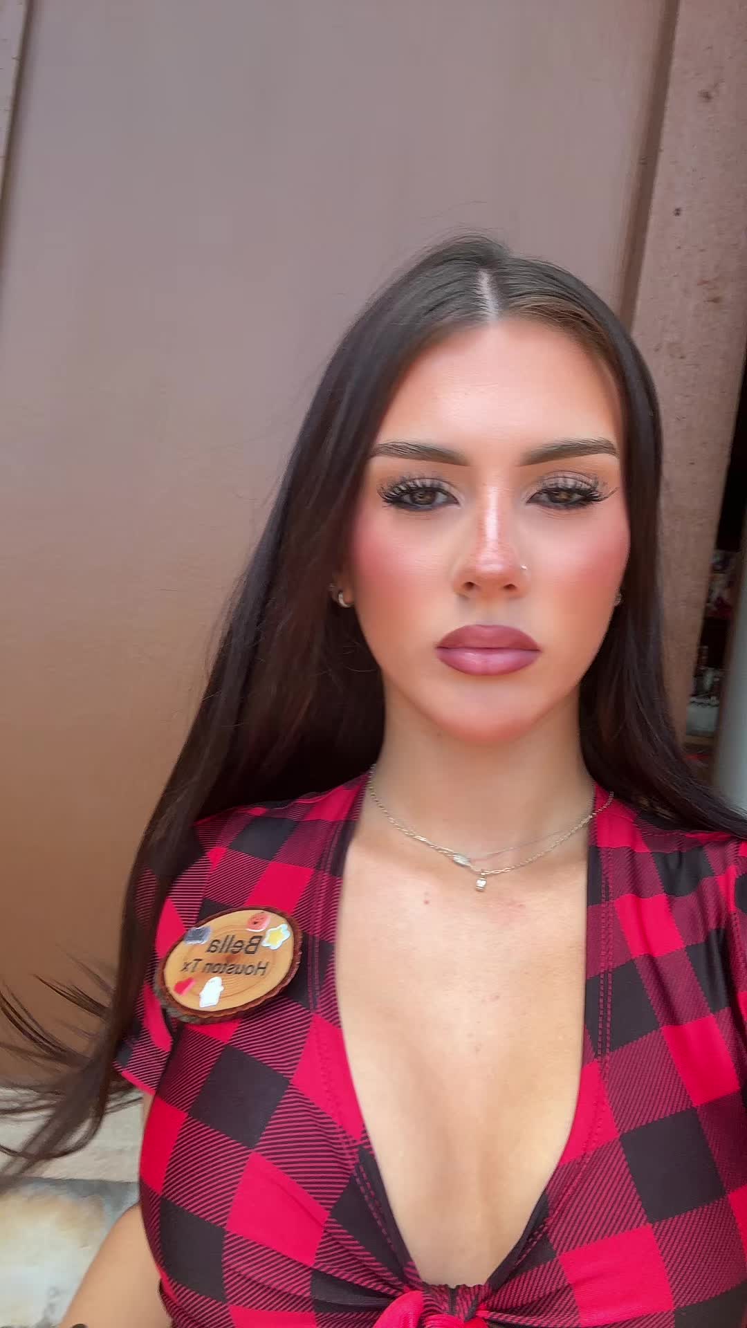 @b🍒