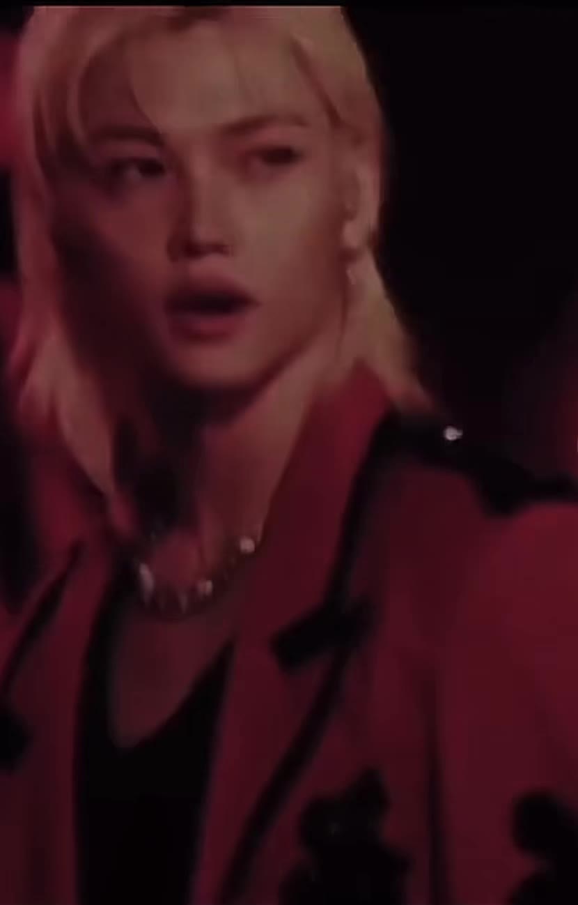 @Hyunlix4ever