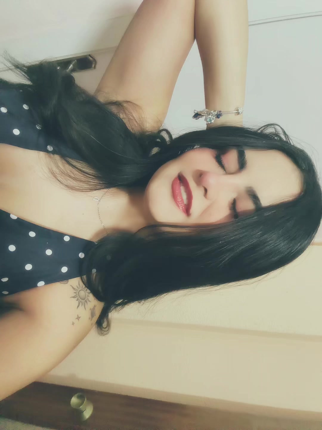@• ๐ซ๐๐ถ๐ผ๐๐๐๐ค