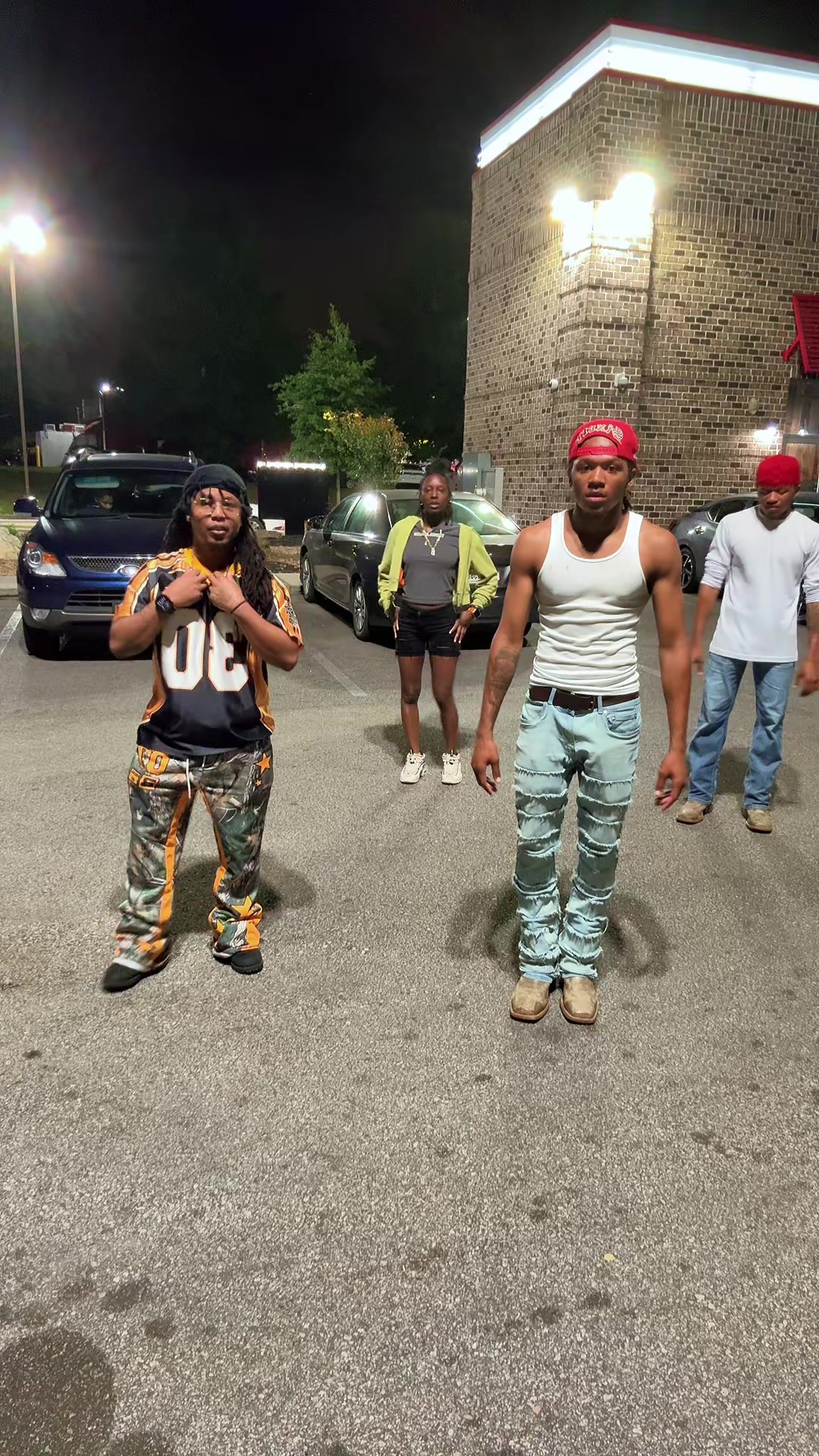@Ghettotwins_