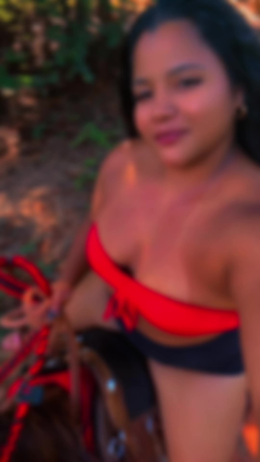 @Pamela Lolly🌹🖤📿