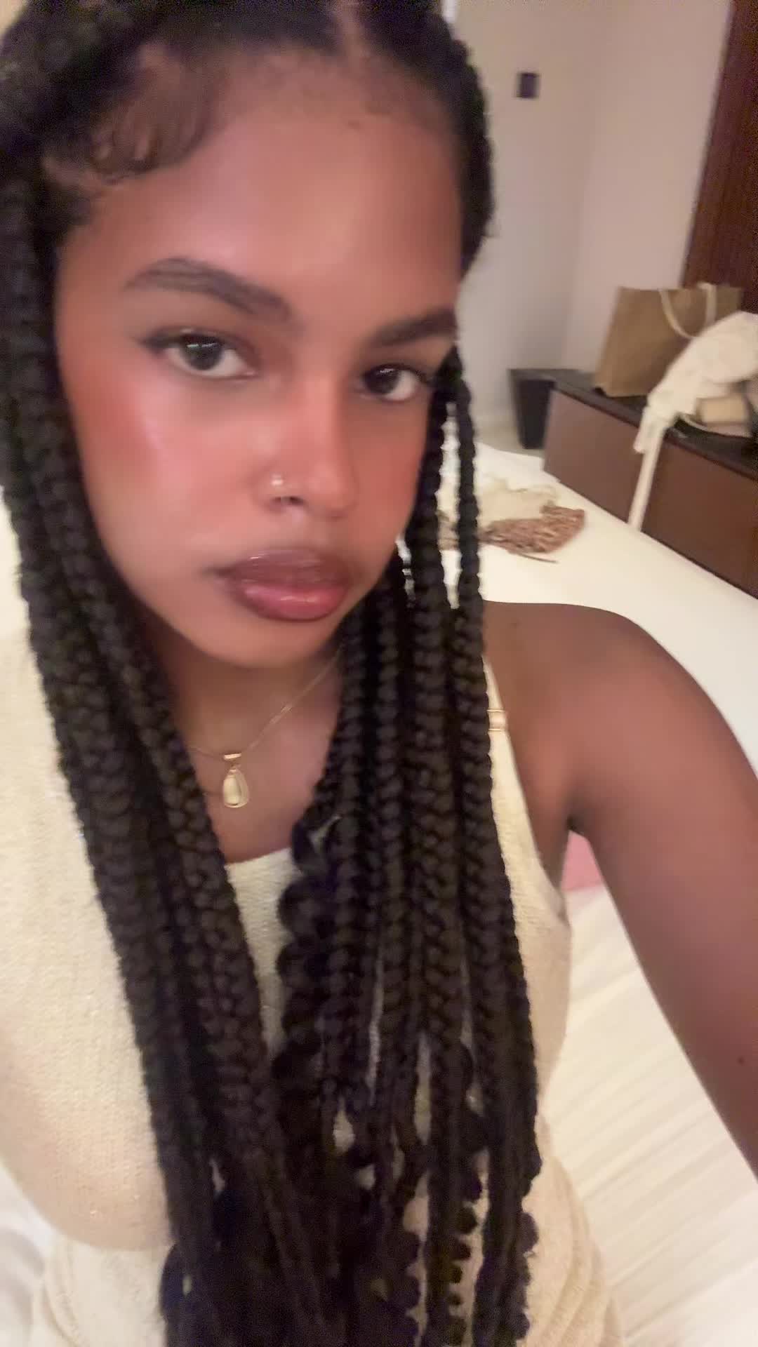 @Ajellycatt