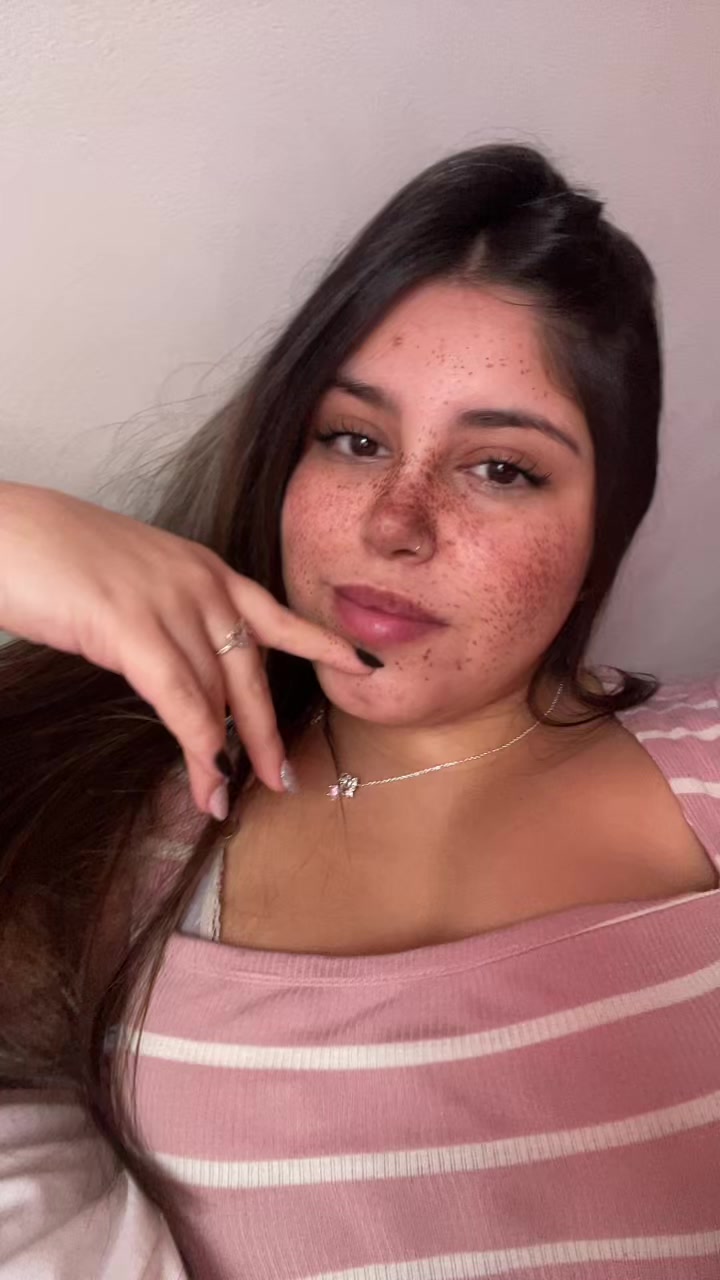 @Valentina&bull;