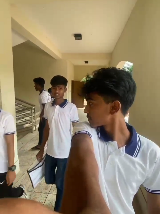 @ 𝐻𝑖𝑠 𝐻𝑒𝑟𝑜~😎💓