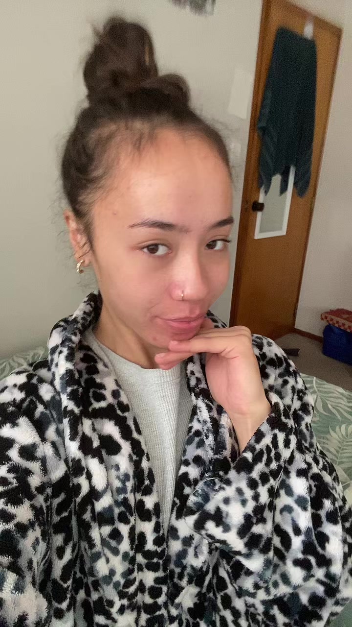 @liviana