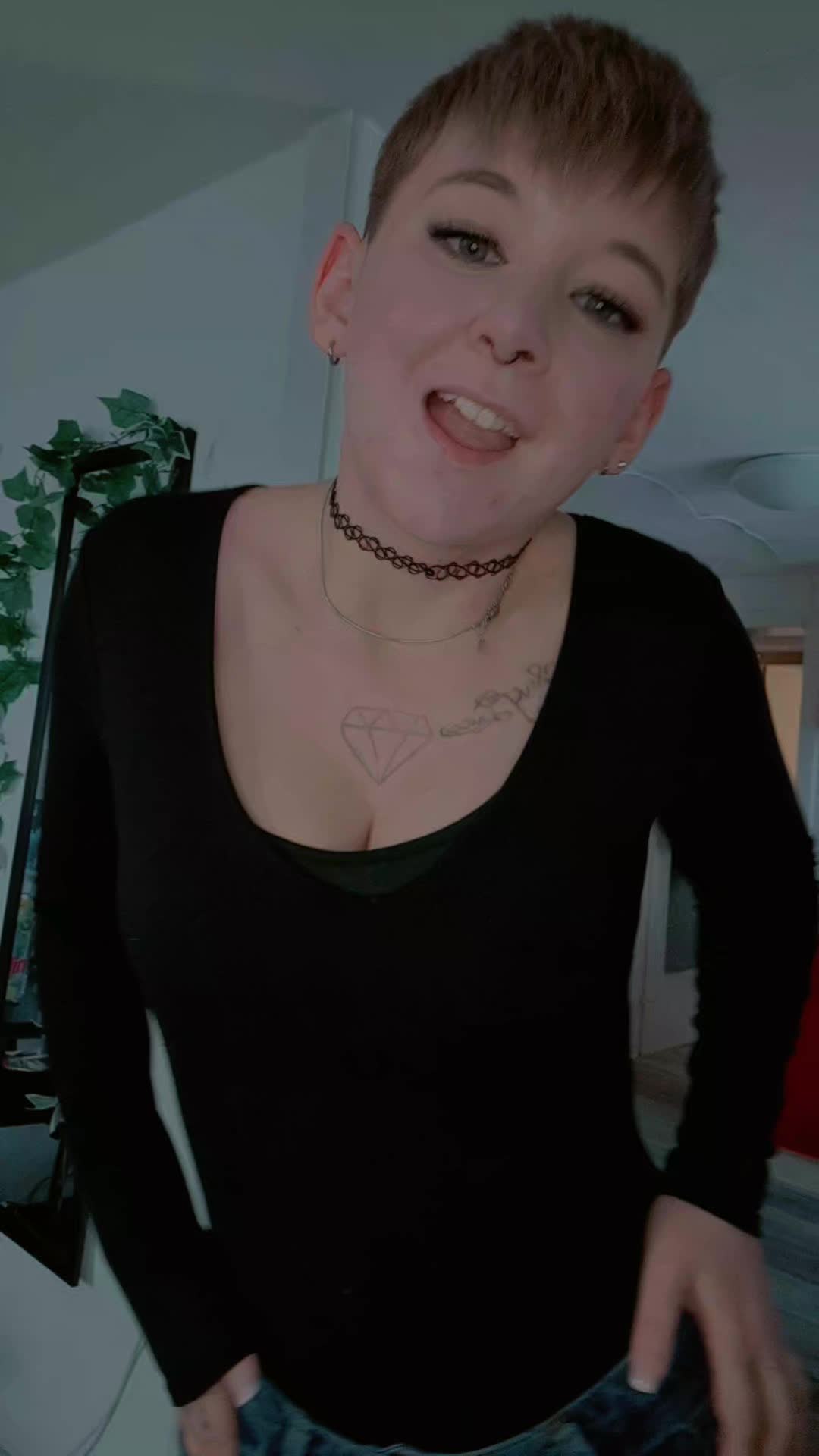 @Nachtfalter🦋
