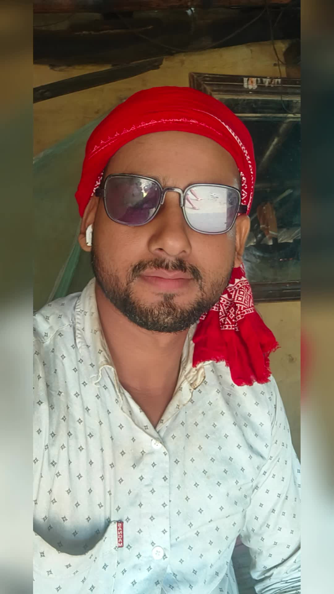 @RupeshRazz..yadav...ji