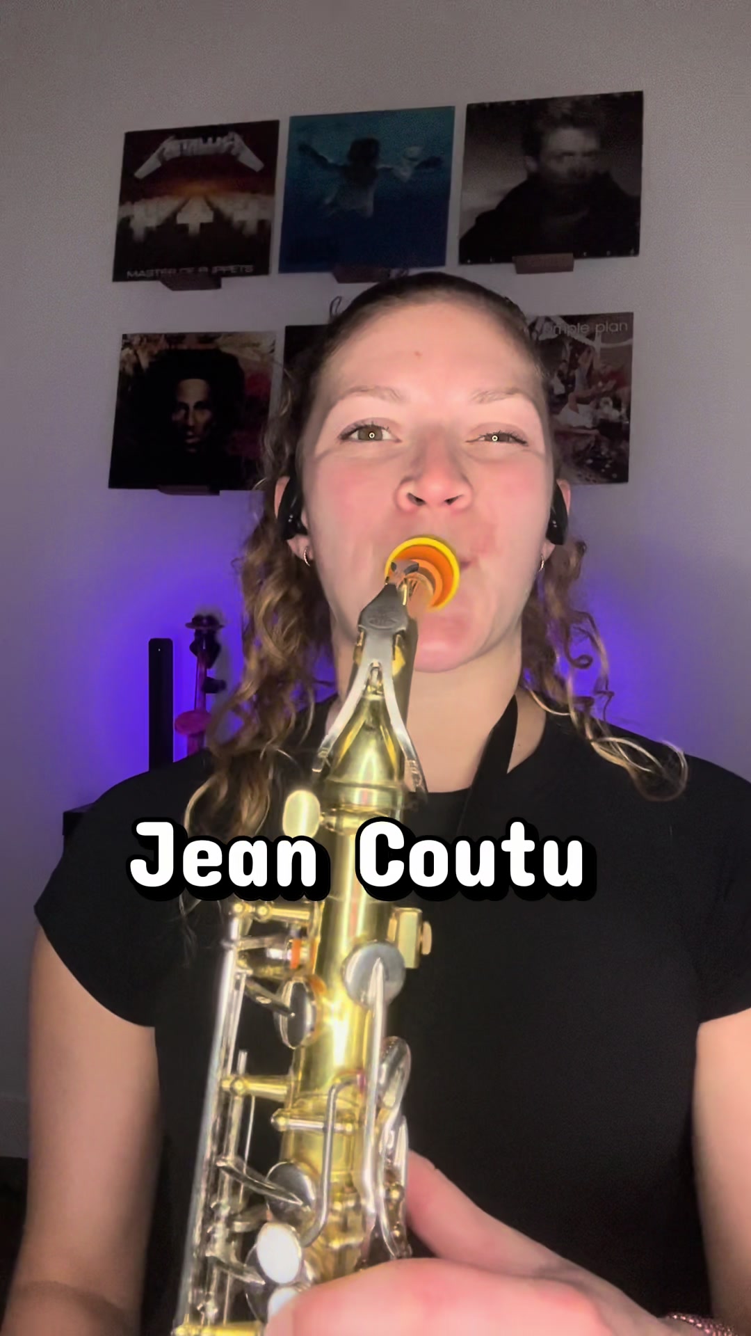 @christina.saxophonegirl 🎷🇨🇦