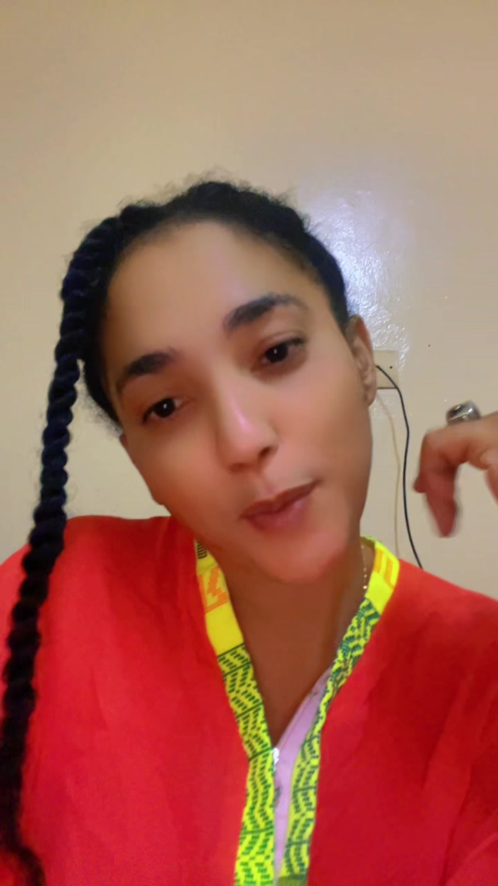 @Djamila Dia